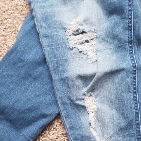 Capris - Picture 3 of 3